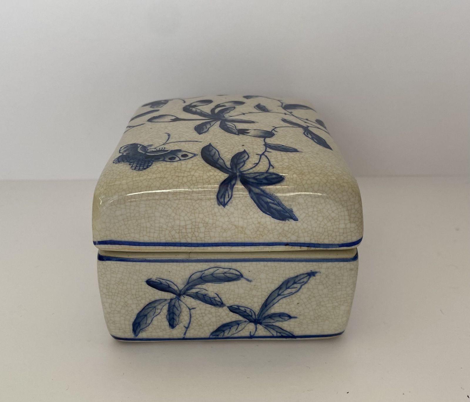 Home Decor Parisienne, French Art Pottery, Lidded Trinket Box By Pmco, Paris photo