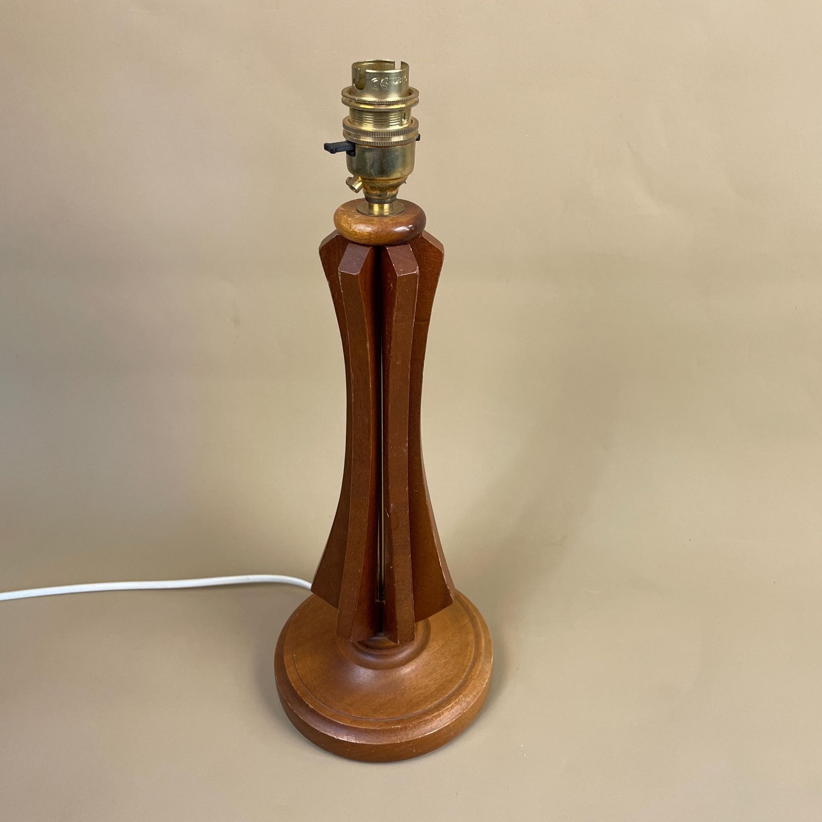 Vintage Wooden Table Lamp Side Light Brown Wood Round Base Retro Bedside Desk Hand Carved Farmhouse Cottage Decor Column