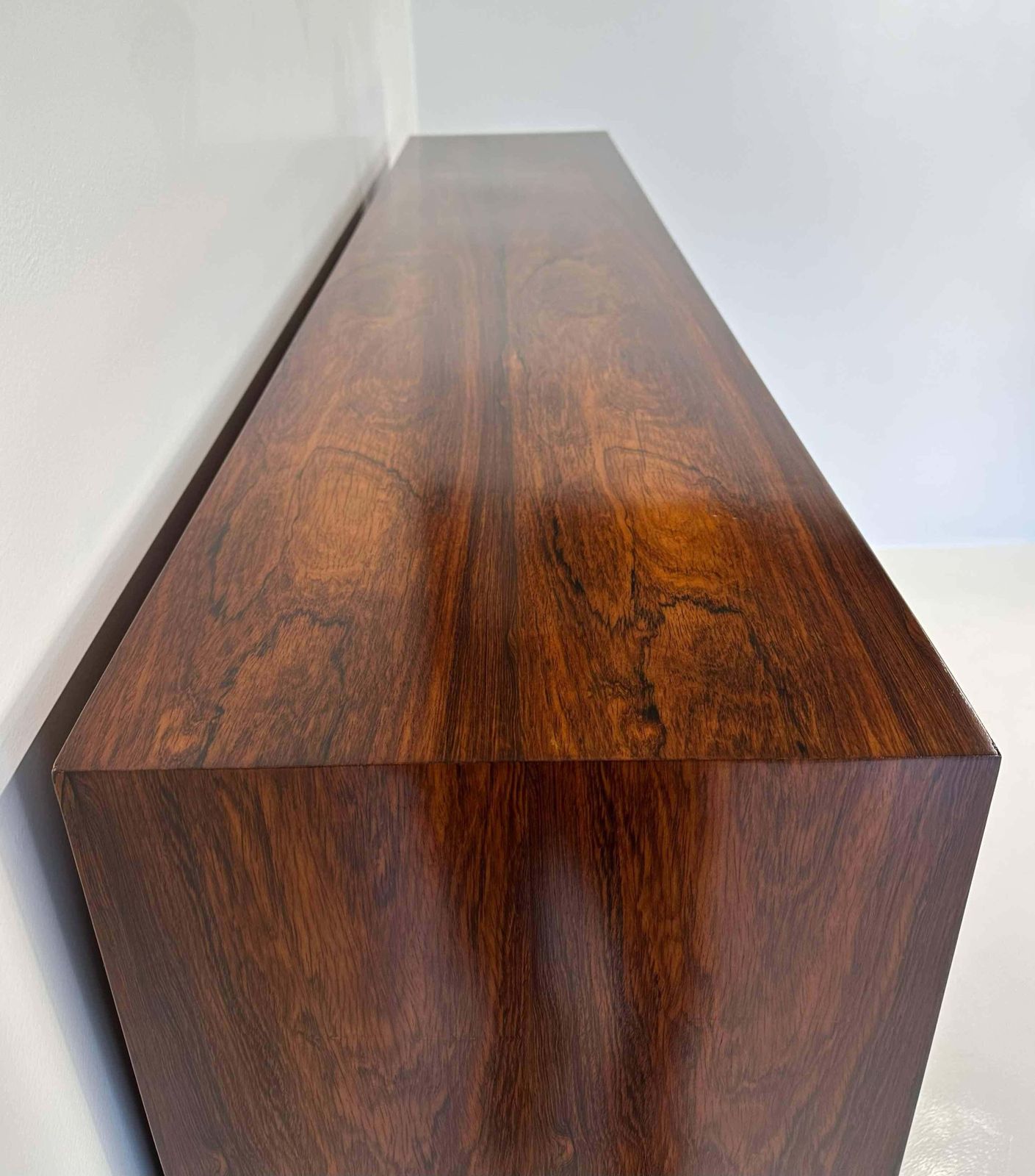 Italian Art Deco Ziricote Wood And Velvet Sideboard Cabinet Attr. Borsani, 1950s photo vintage