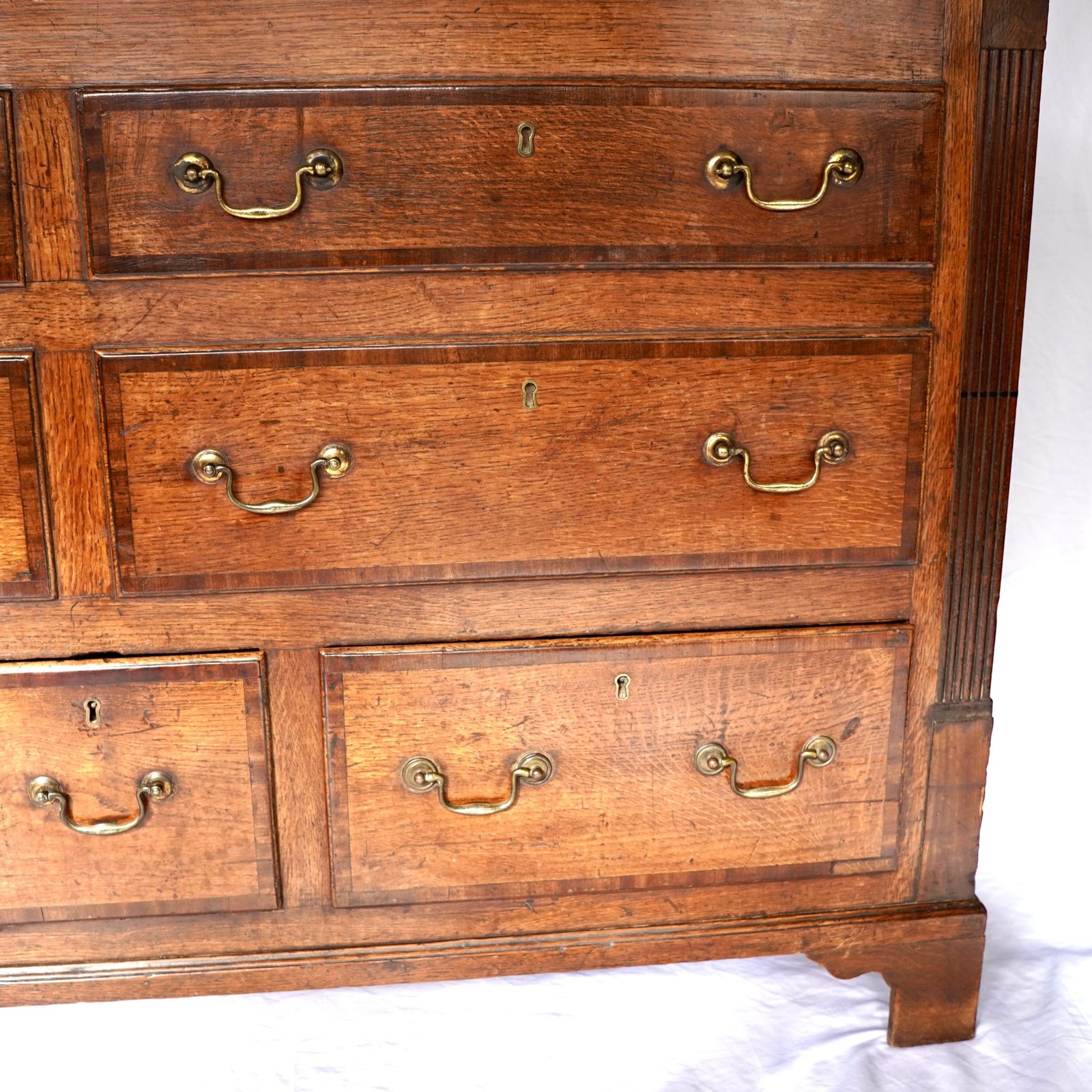photo vinterior Georgian Oak Lancashire/ Mule Chest