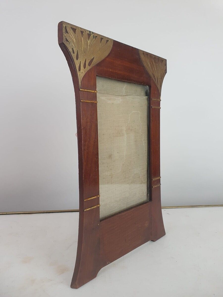 Art Nouveau Photo Frame In Mahogany And Brass photo furniture