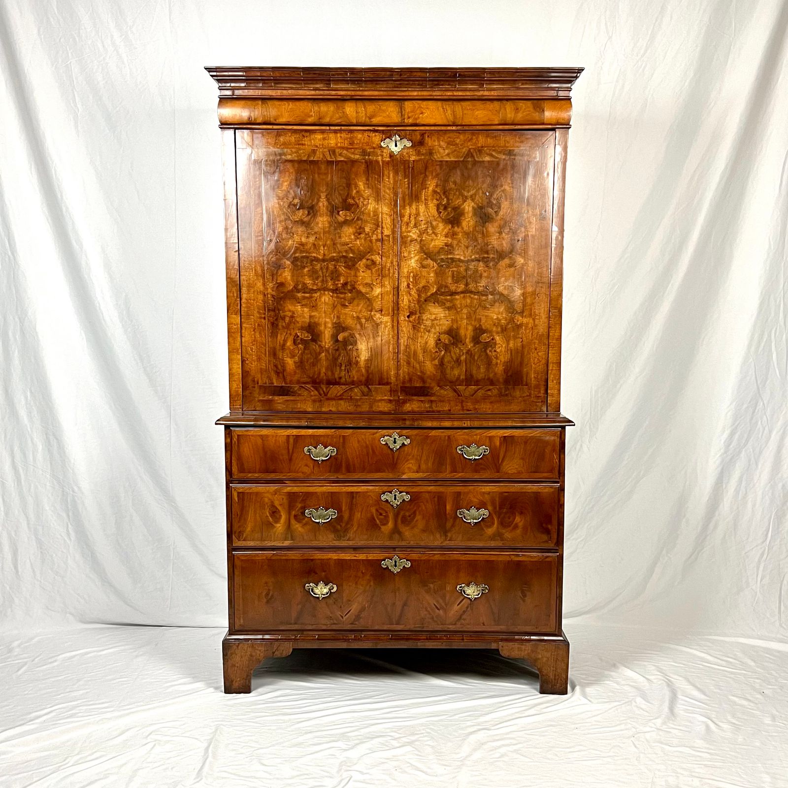 Queen Anne/ George I Inlaid, Figured Walnut Escritoire photo furniture