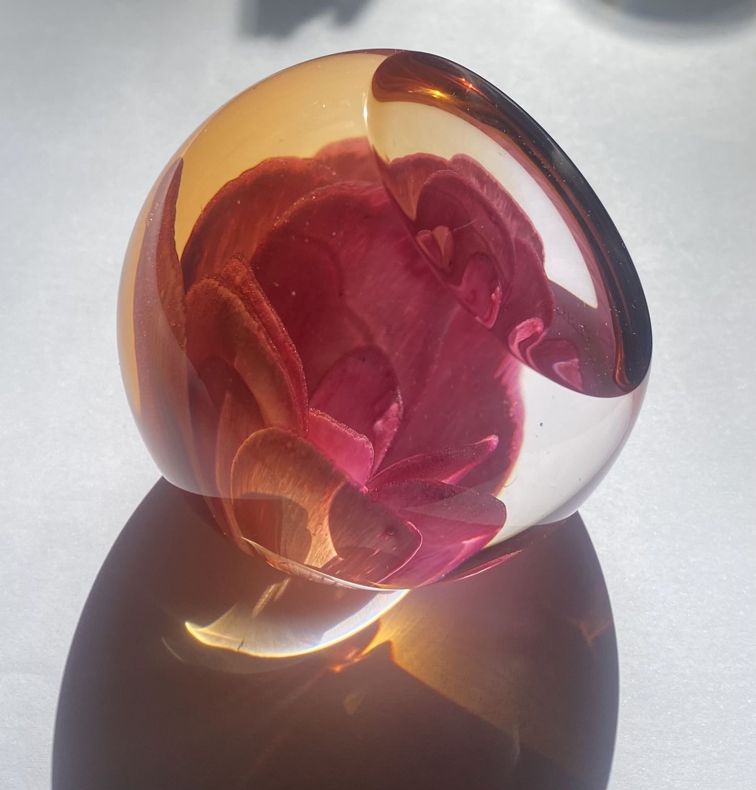 Caithness, Queen Elizabeth Rose, Golden Jubilee Commemorative Paperweight photo furniture
