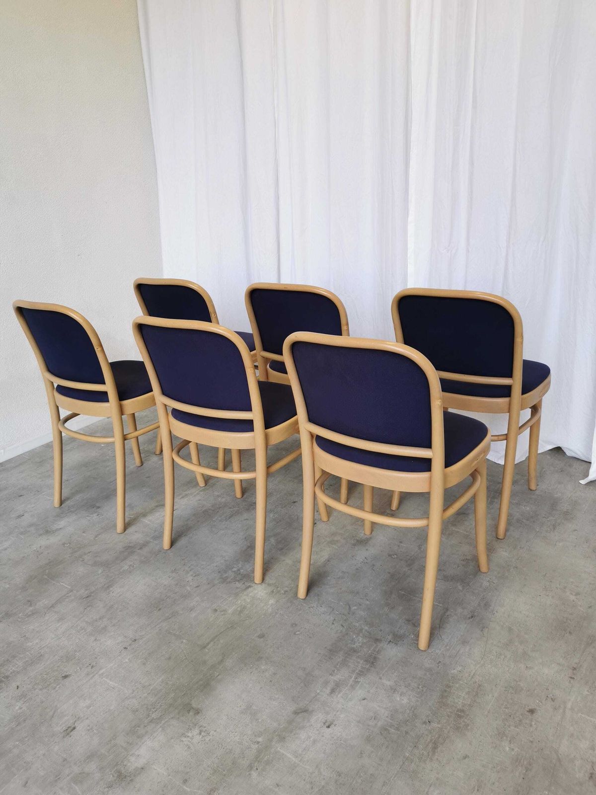 Set Of 6 Vintage Dining Chairs / Design Joseph Hoffmann For Thonet / 1970s Italy / Seat And Back In Royal Blue Fabric / Wooden Bentwood Base photo buy