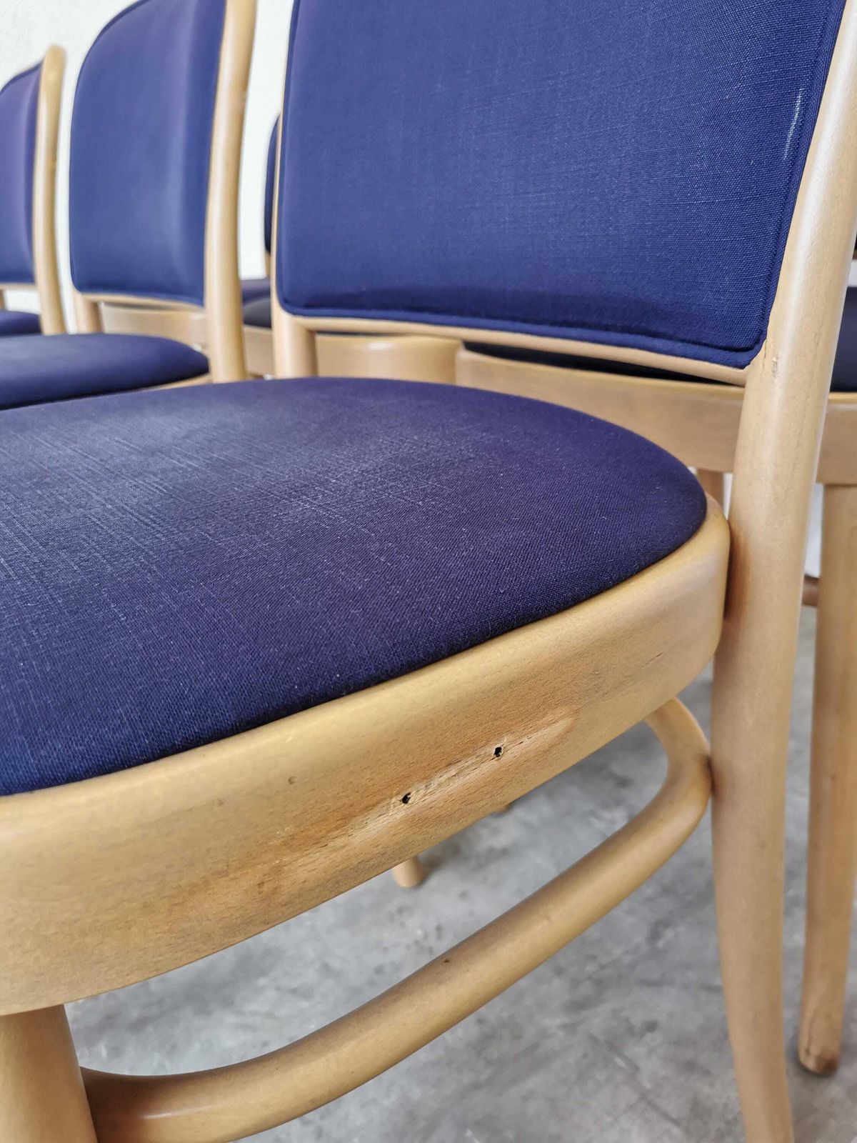Set Of 6 Vintage Dining Chairs / Design Joseph Hoffmann For Thonet / 1970s Italy / Seat And Back In Royal Blue Fabric / Wooden Bentwood Base photo vintage