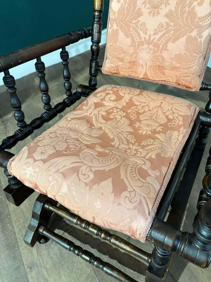 Late Victorian American Style Rocking Chair photo vintage