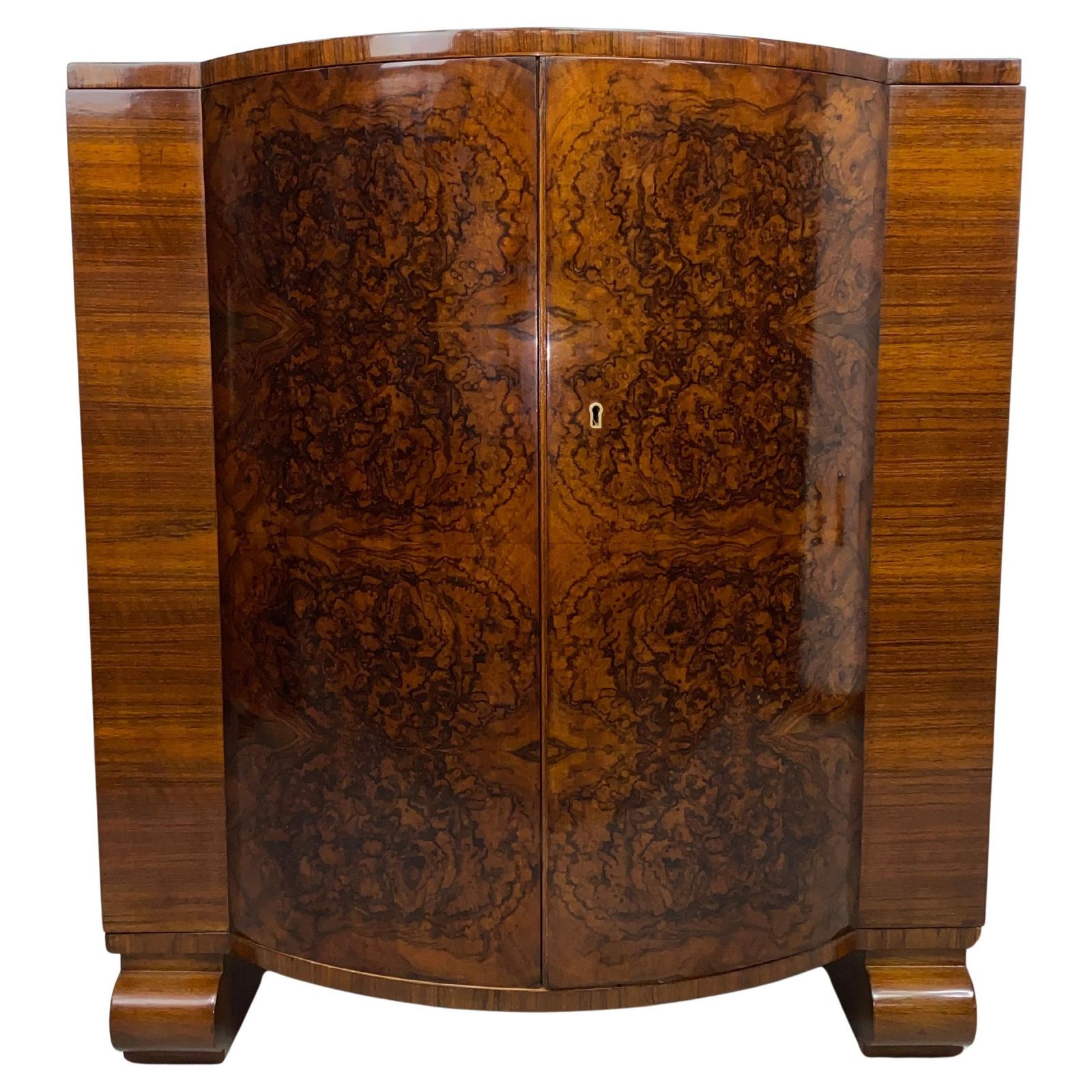 Very Rare Walnut Art Deco Bar Cabinet By Thonet