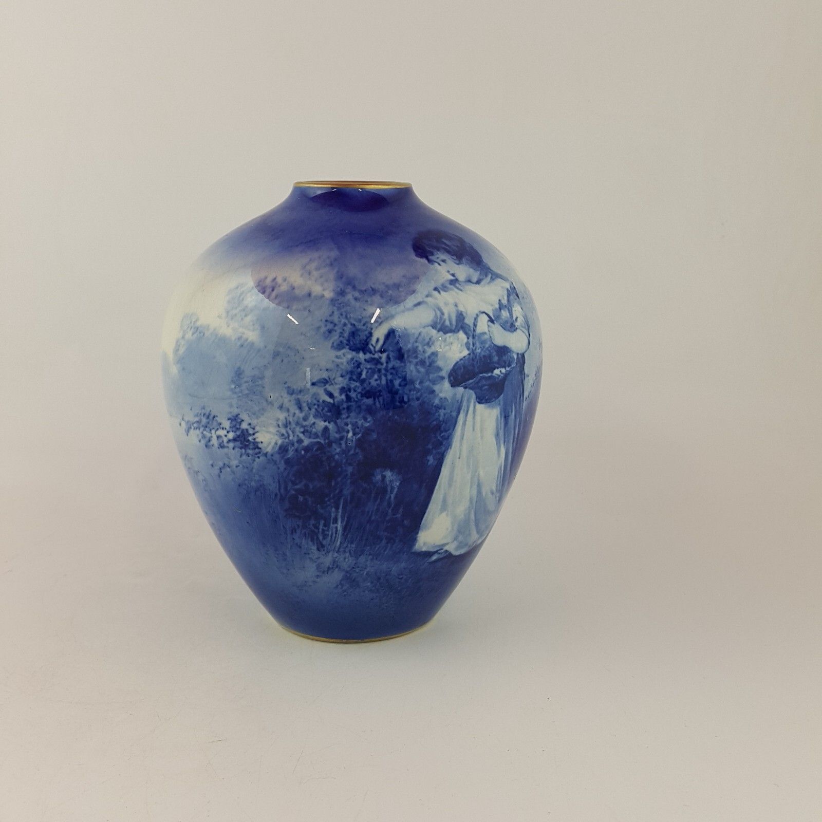 Royal Doulton Blue Children Series Vase 6691 Rd photo furniture