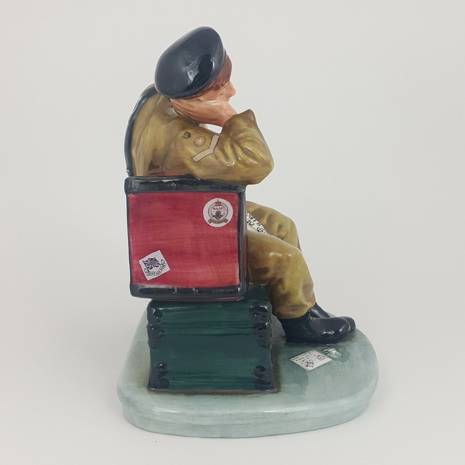 Royal Doulton Figurine Hn4820 Prestige Nostalgia 730 Days  Rd 5764 photo buy