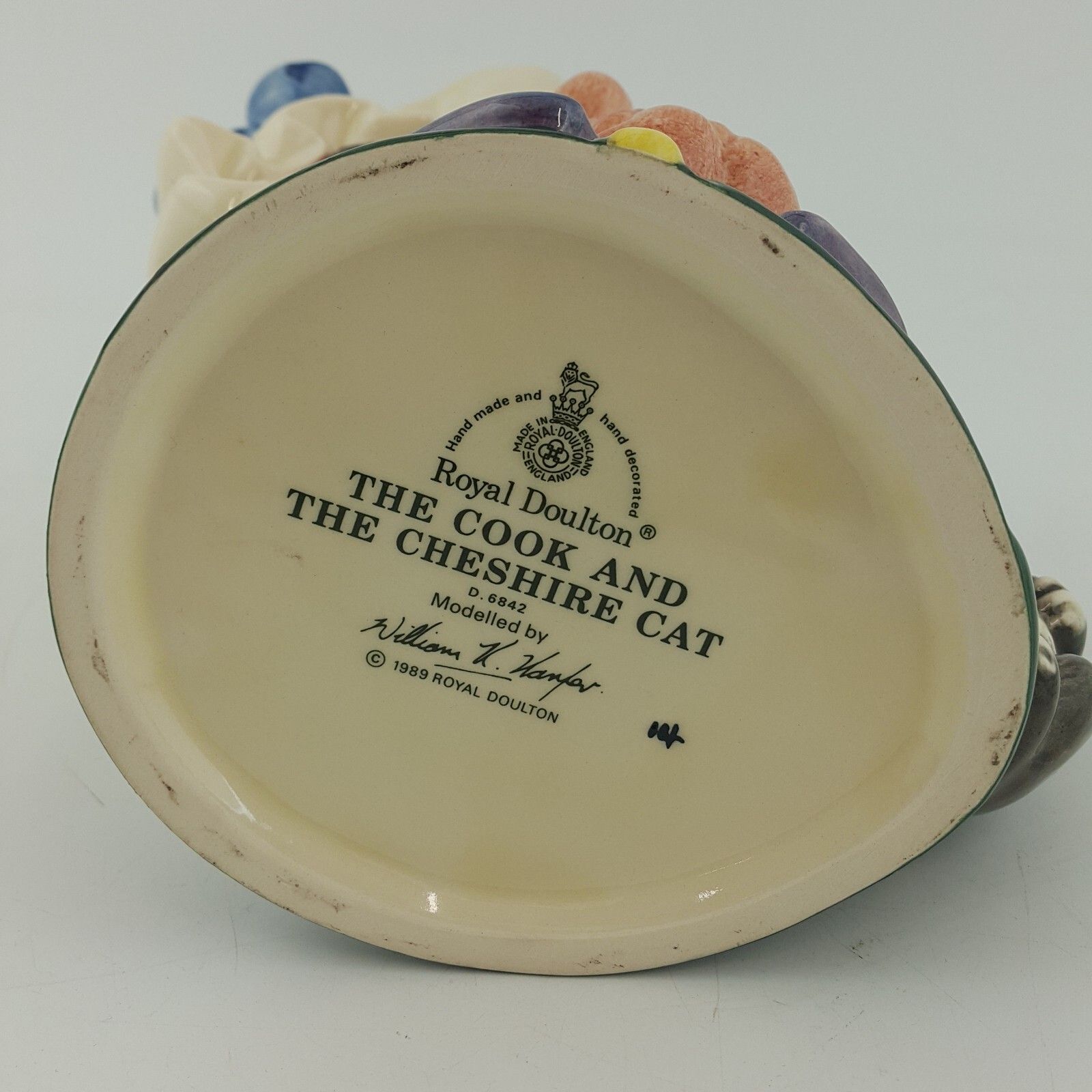 Royal Doulton Character Jug D6842 The Cook And The Cheshire Cat 8003 Rd photo for sale