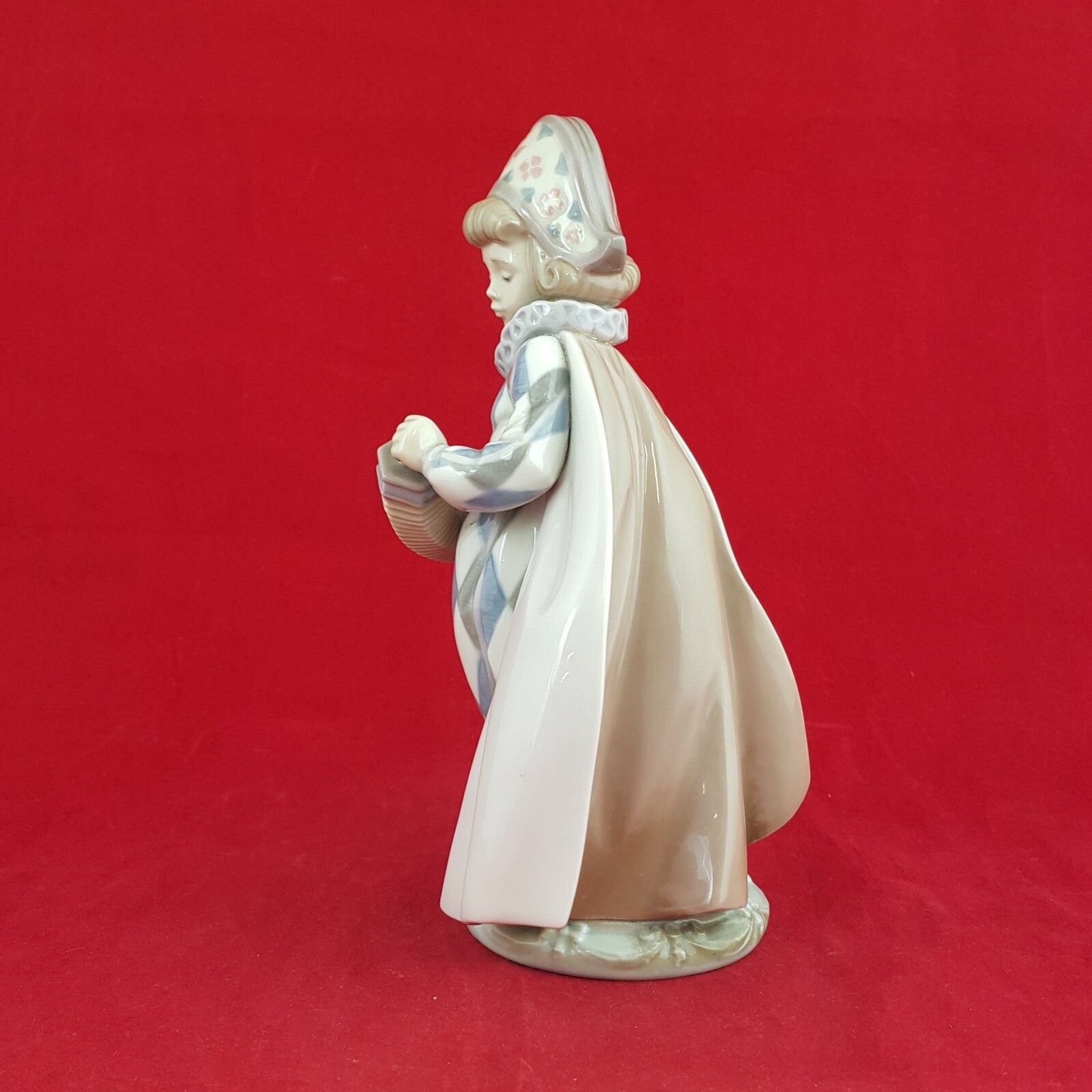 photo furniture Lladro Concertina 5695 (Restored Neck)  6018 Porcelain  Collectible L/N