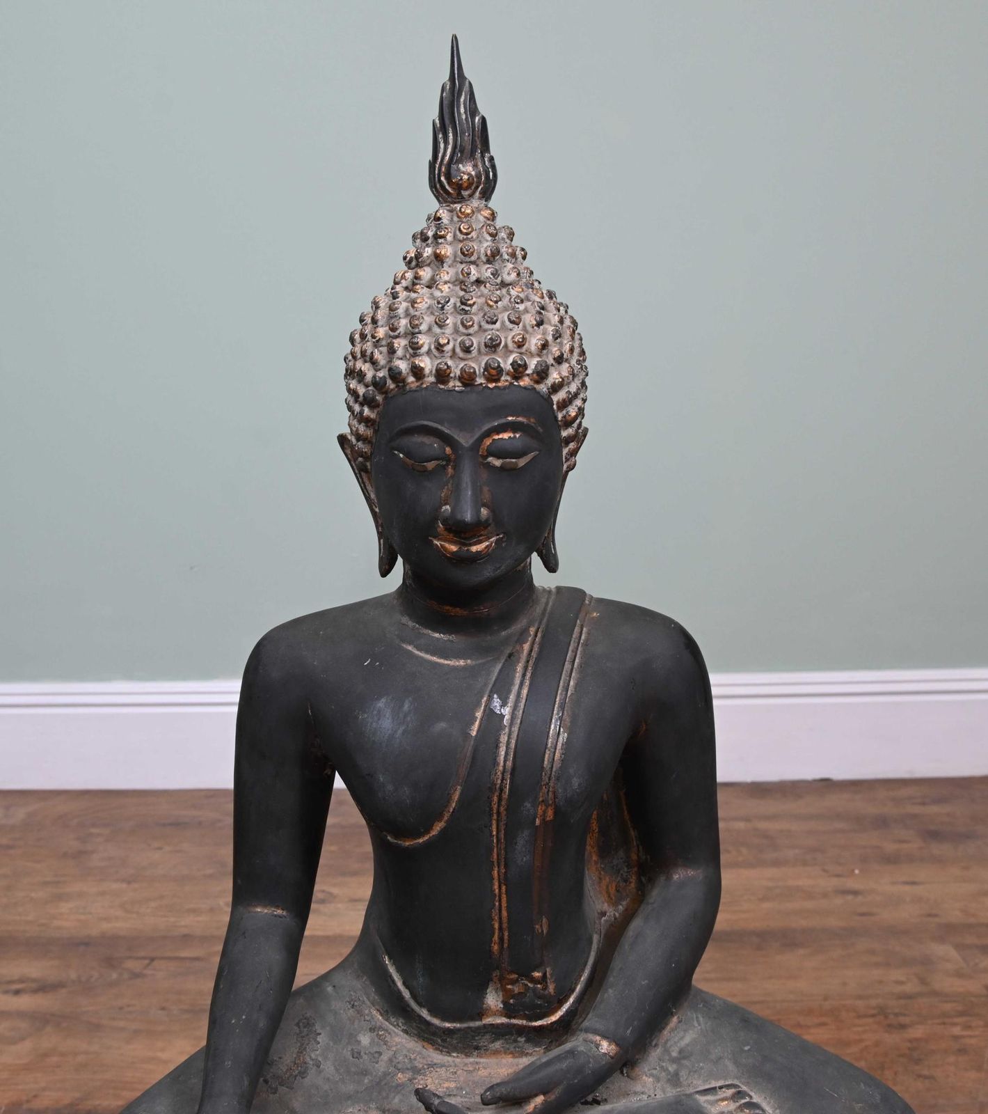 Bronze Nepalese Buddha Statue Meditation Antique Buddhist Art photo vintage