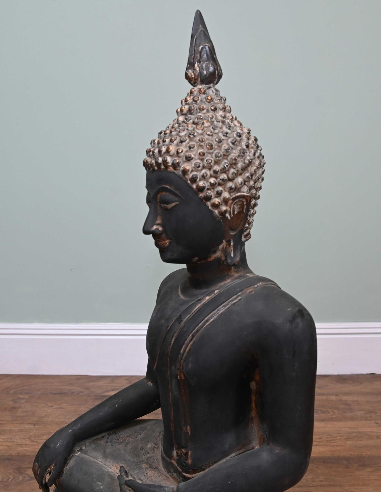 Art Bronze Nepalese Buddha Statue Meditation Antique Buddhist Art photo