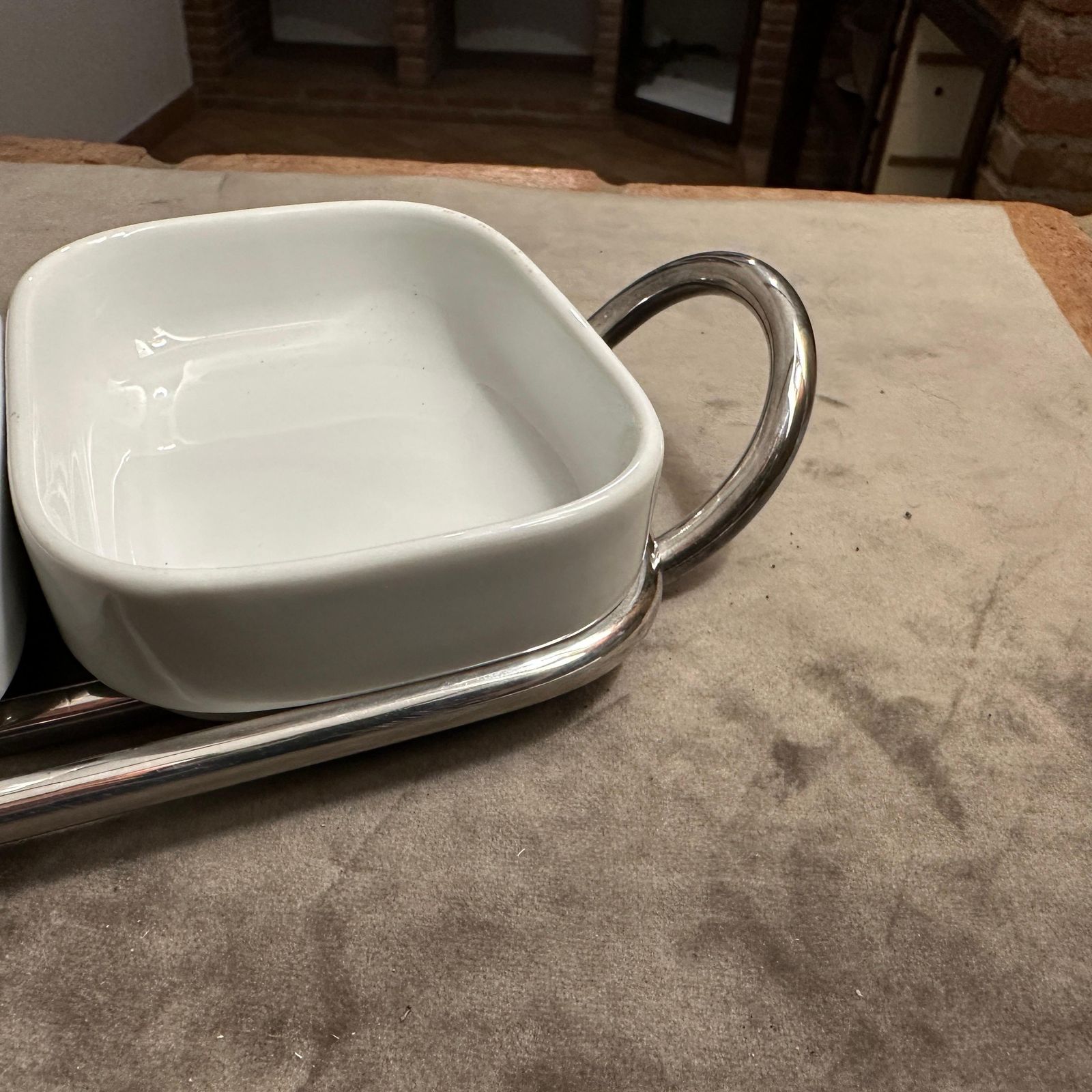 photo furniture 1980s Minimalist Lino Sabattini Silver Plated And Ceramic Small Appetizer Tray