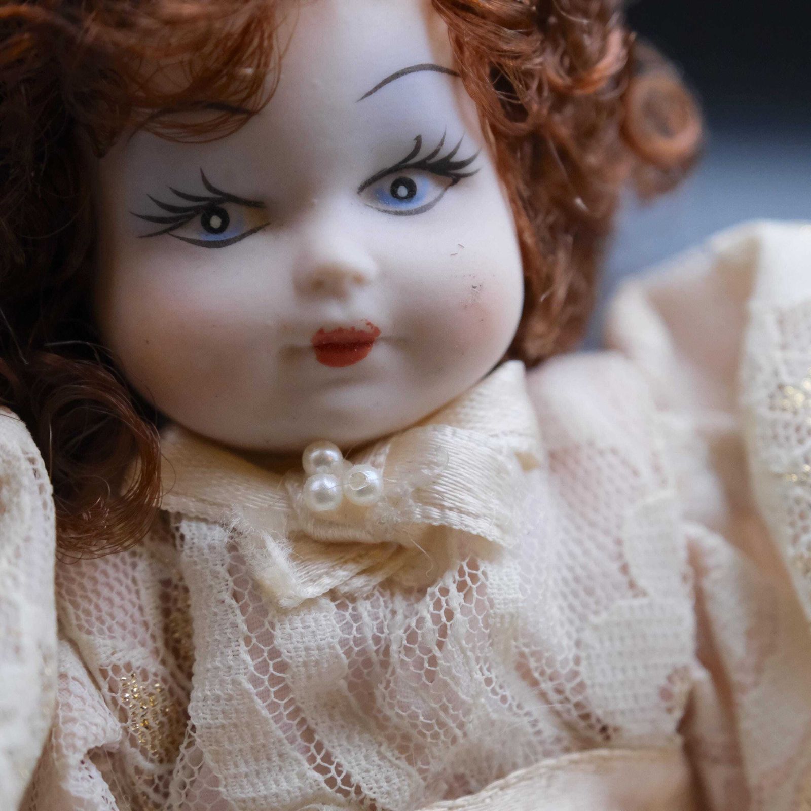 Vintage Porcelain Collectible Doll | Red Curly Hair | Gold Lace Dress & Pearl Detail | 1980s Style | Doll Collector Gift | Ceramic Figurine