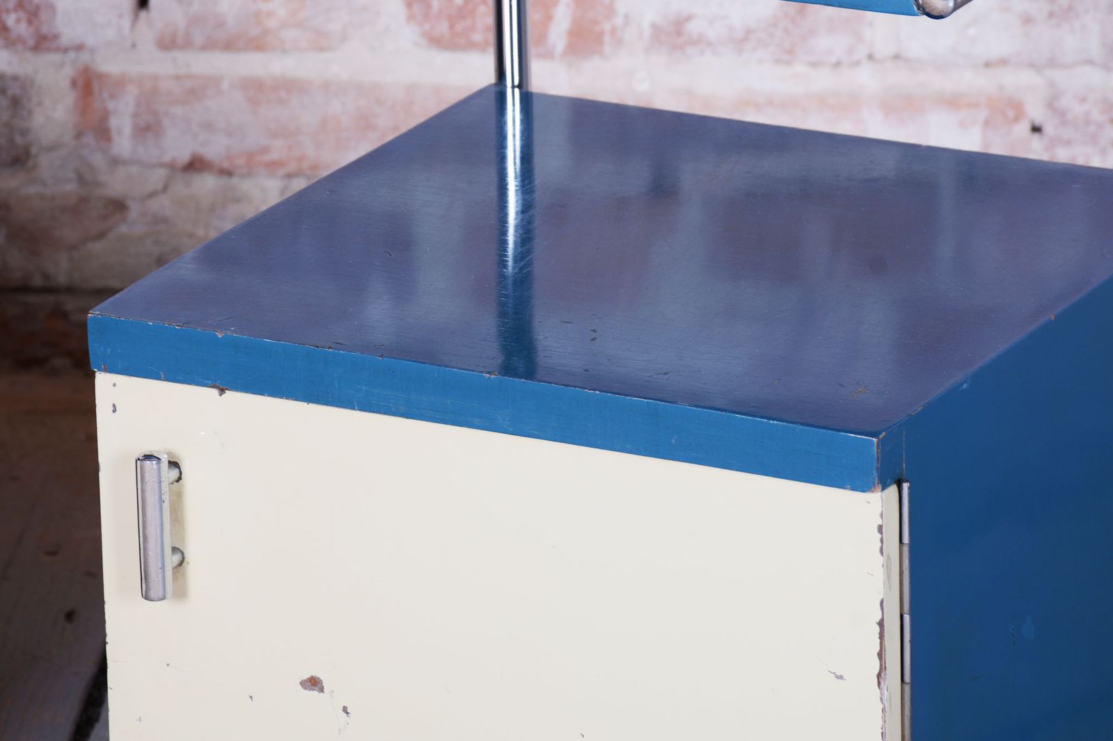 Pair Of Restored Bauhaus Bedside Tables, Chrome, Lacquered Wood, Czech, 1930s photo 1250.0