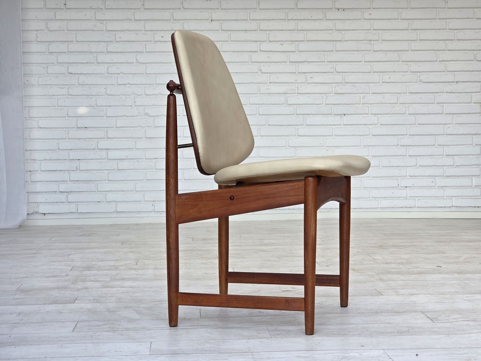 1960s, Danish Design By Arne Vodder, Set Of 3 Chairs, Teak Wood, Furniture Leather. photo furniture