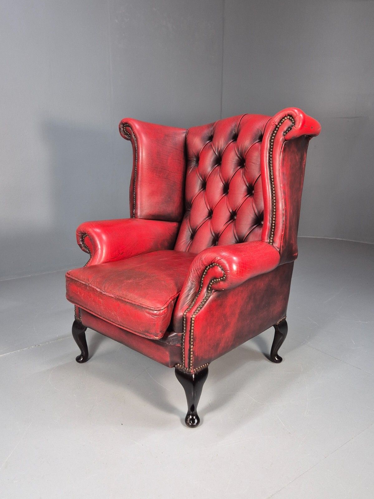 Vintage Queen Anne Red Leather Wing Back Winchester Brand 1990s  Eb9219 Vlea photo furniture