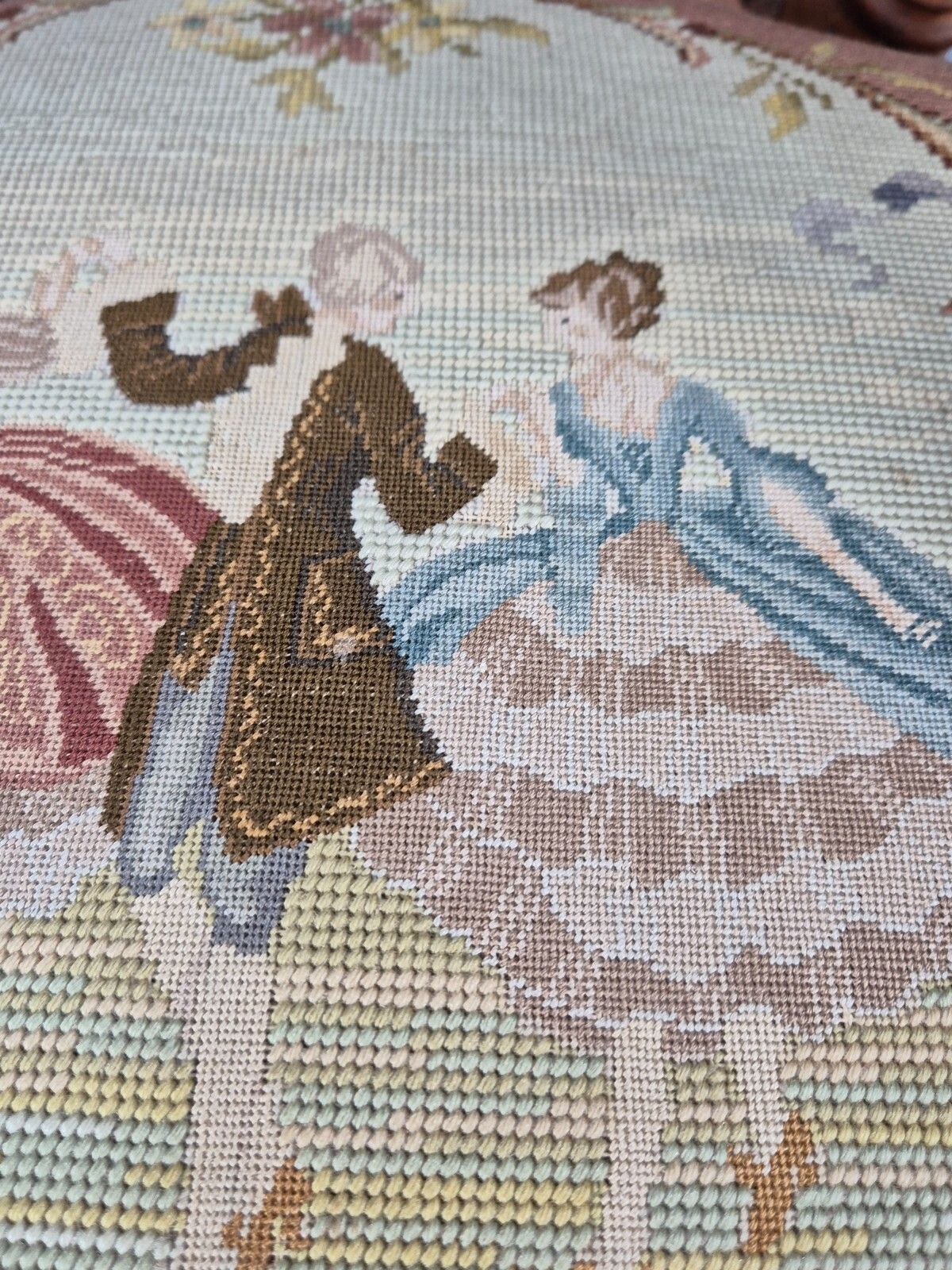 photo buy Vintage Danish Rococo Style Lounge Chair Figural Tapestry Upholstery Eb8982 Vclo