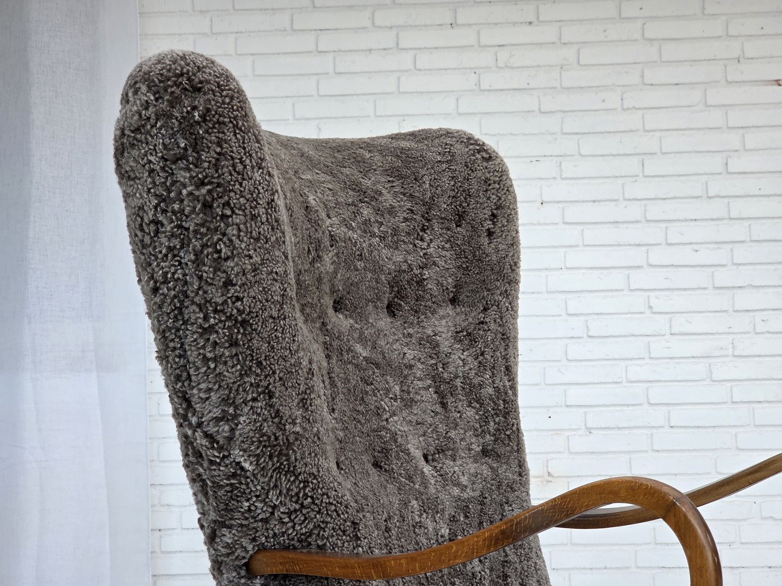 Ca. Jaren 1960, Opnieuw Beklede Deense Fauteuil, Echt Schapenleer. photo buy