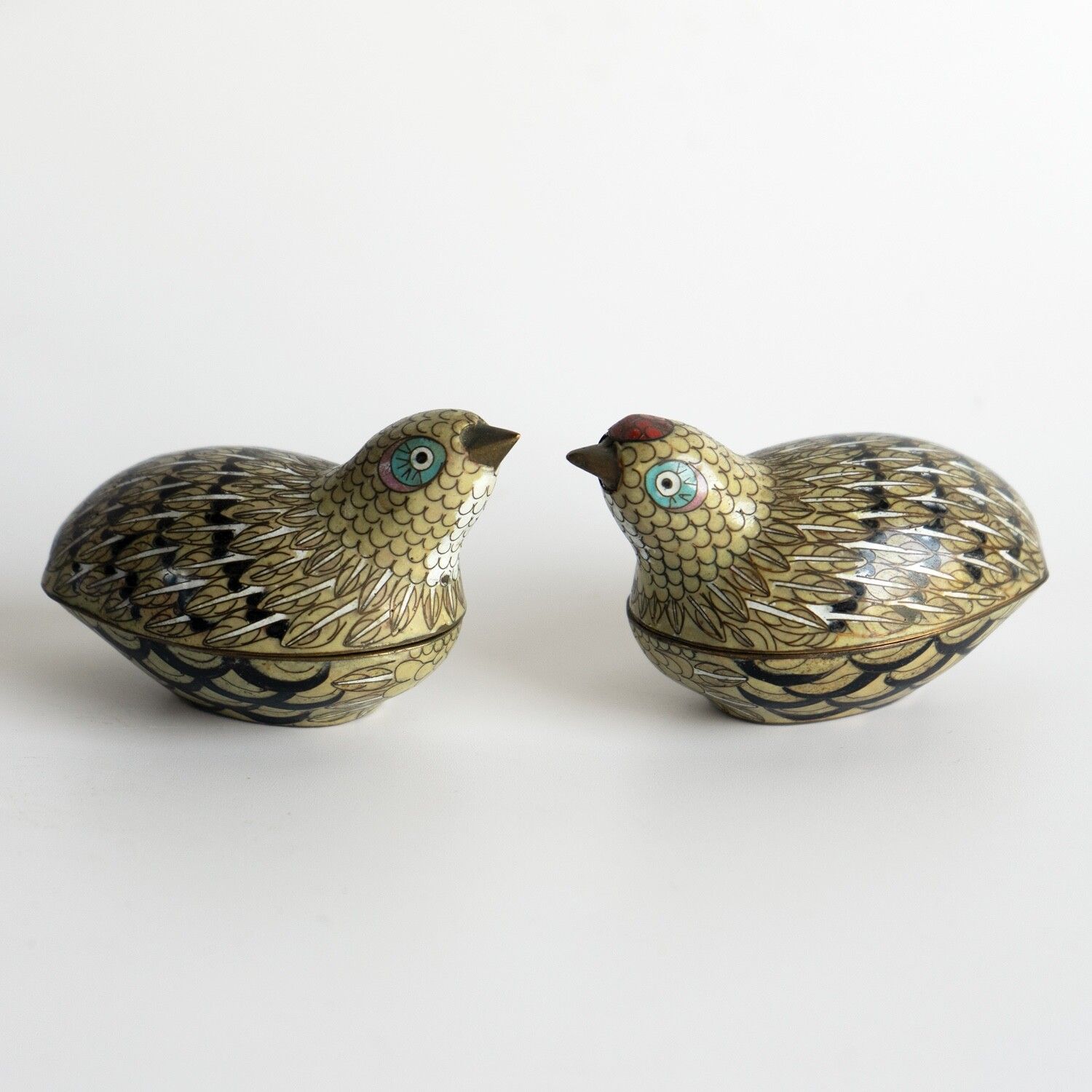 Pair Of Antique Chinese Cloisonne Quail Boxes, Qing Dynasty, Late 19th Century photo vinterior