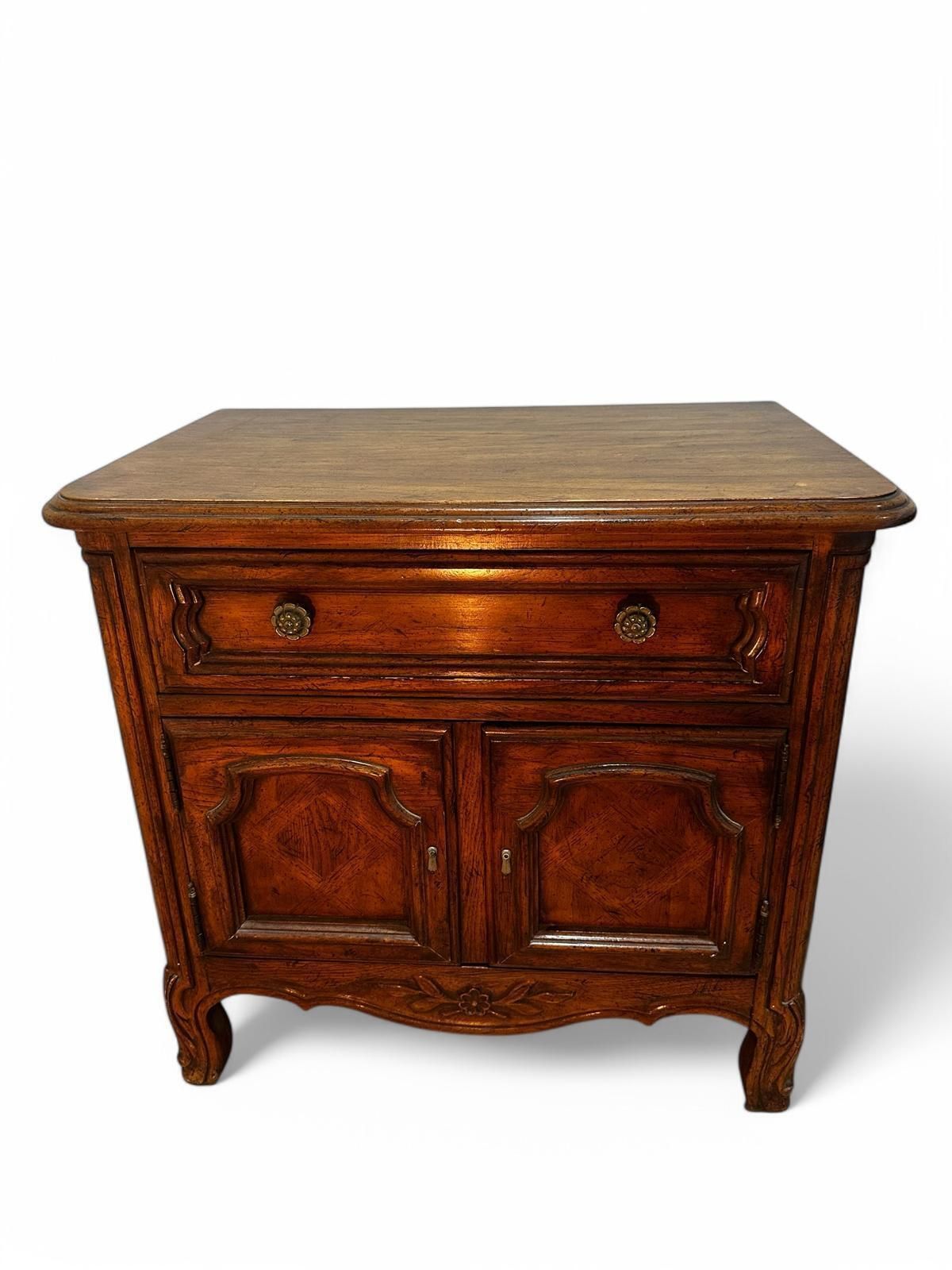 Vintage Drexel Heritage Nightstand Set – French Provincial Style (X2)
