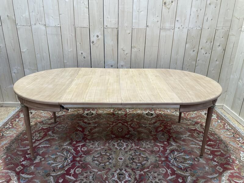 Table De Salle à Manger Louis XVI En Merisier Et Deux Allonges
