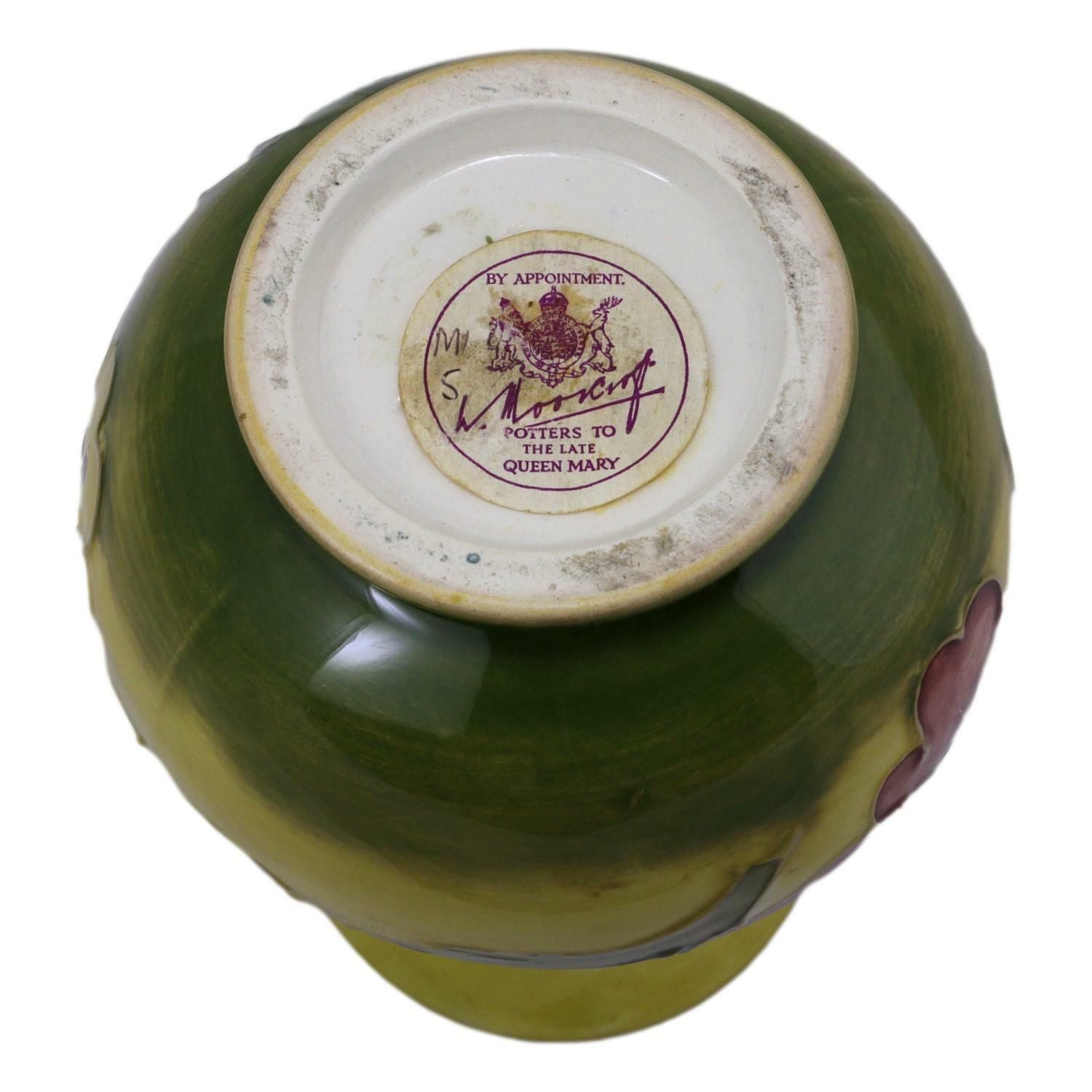 Moorcroft Pottery Hibiscus Vase 5 1/4" (13.25cm) Tall C1953 photo 185.0