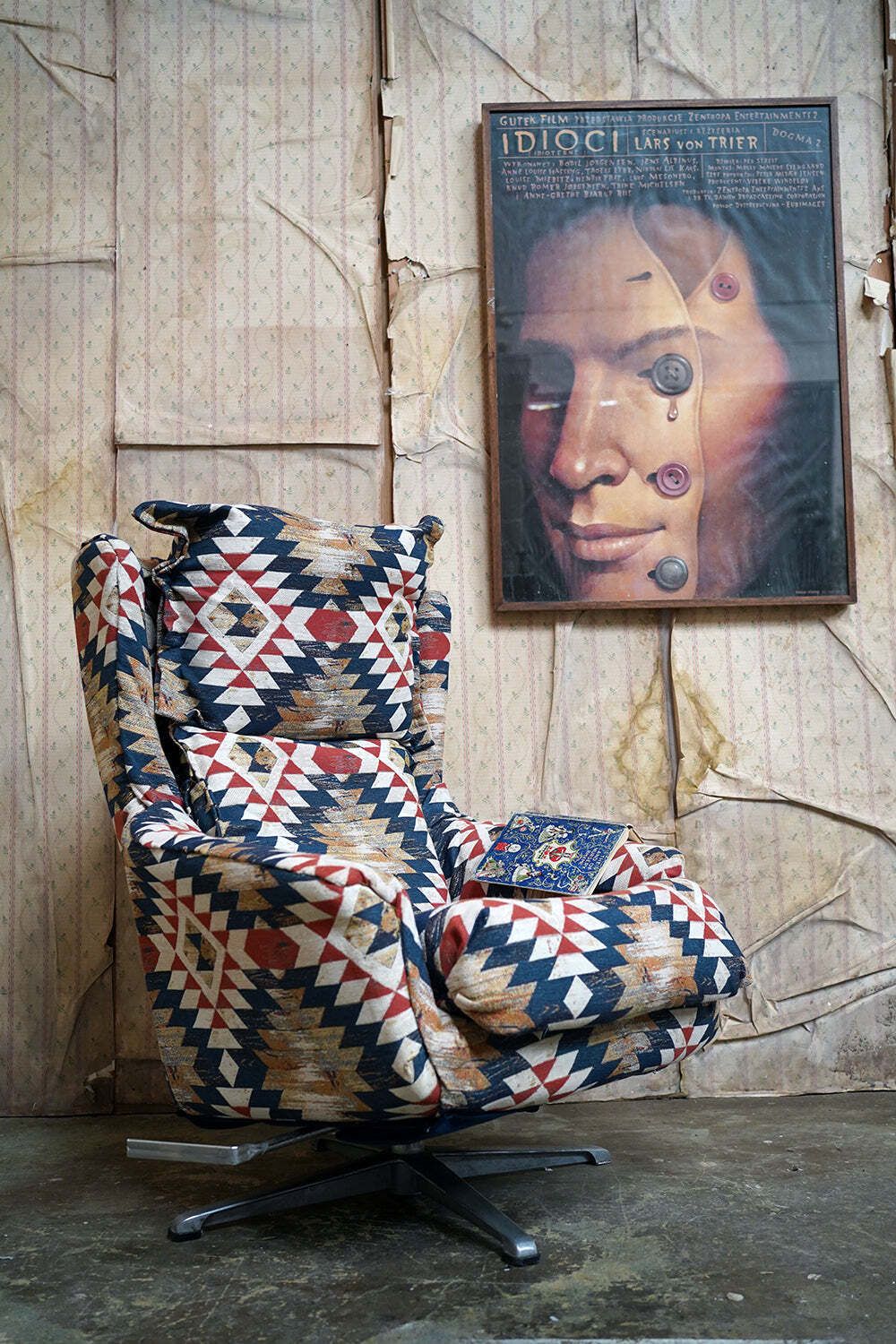 A Late 20thc Maimana Kilim Upholstered Swivel Lounge Armchair C.1980 photo furniture