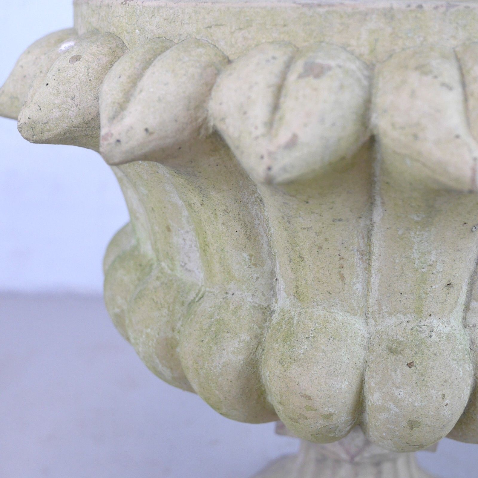 photo furniture Large Weathered Buff Terracotta Garden Urn Tazza Planter #101477