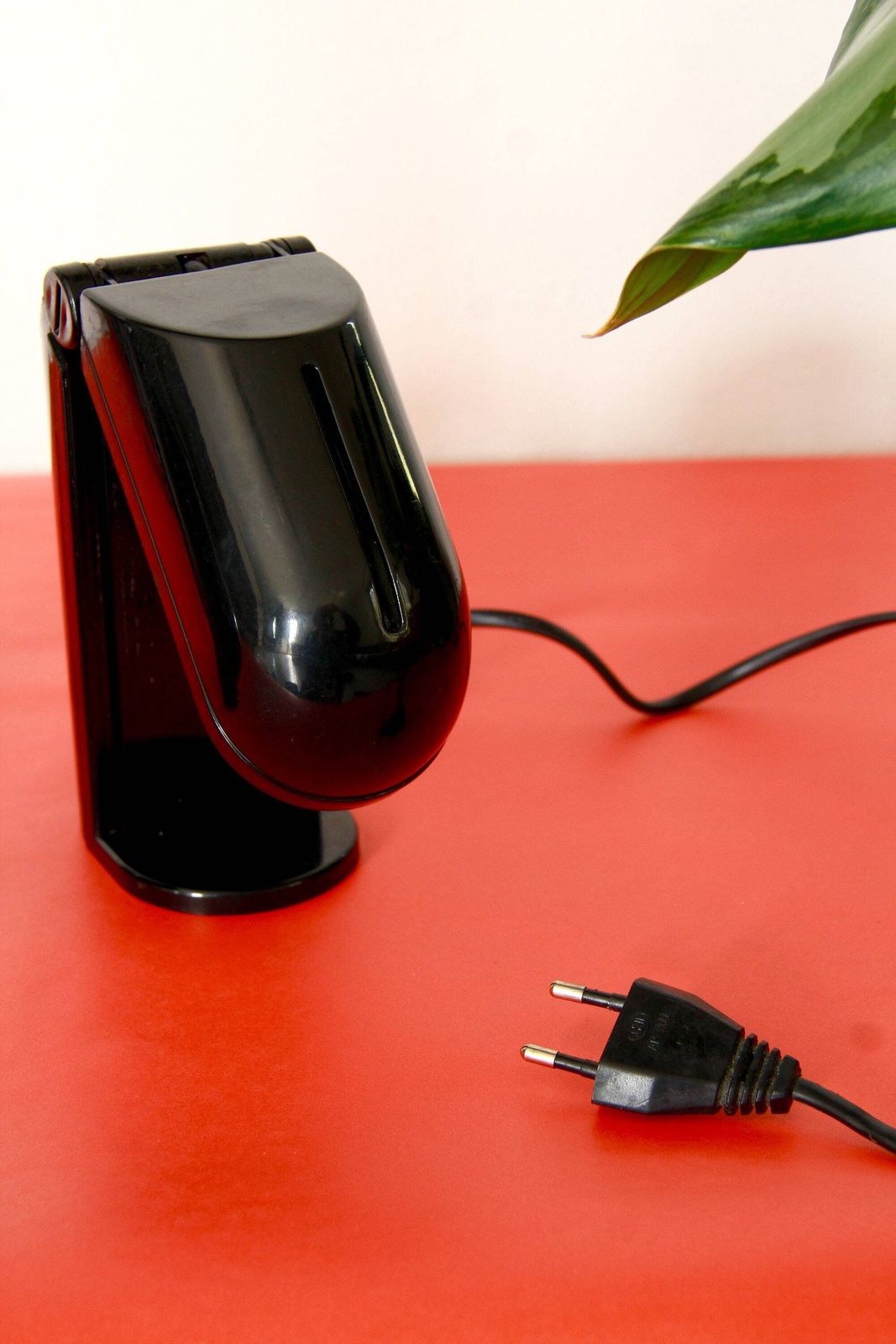 Manon, Set Of 2 Postmodern Black Table / Wall Lamps By Yamada Shomei For Tronconi, Italy, 1980s photo buy