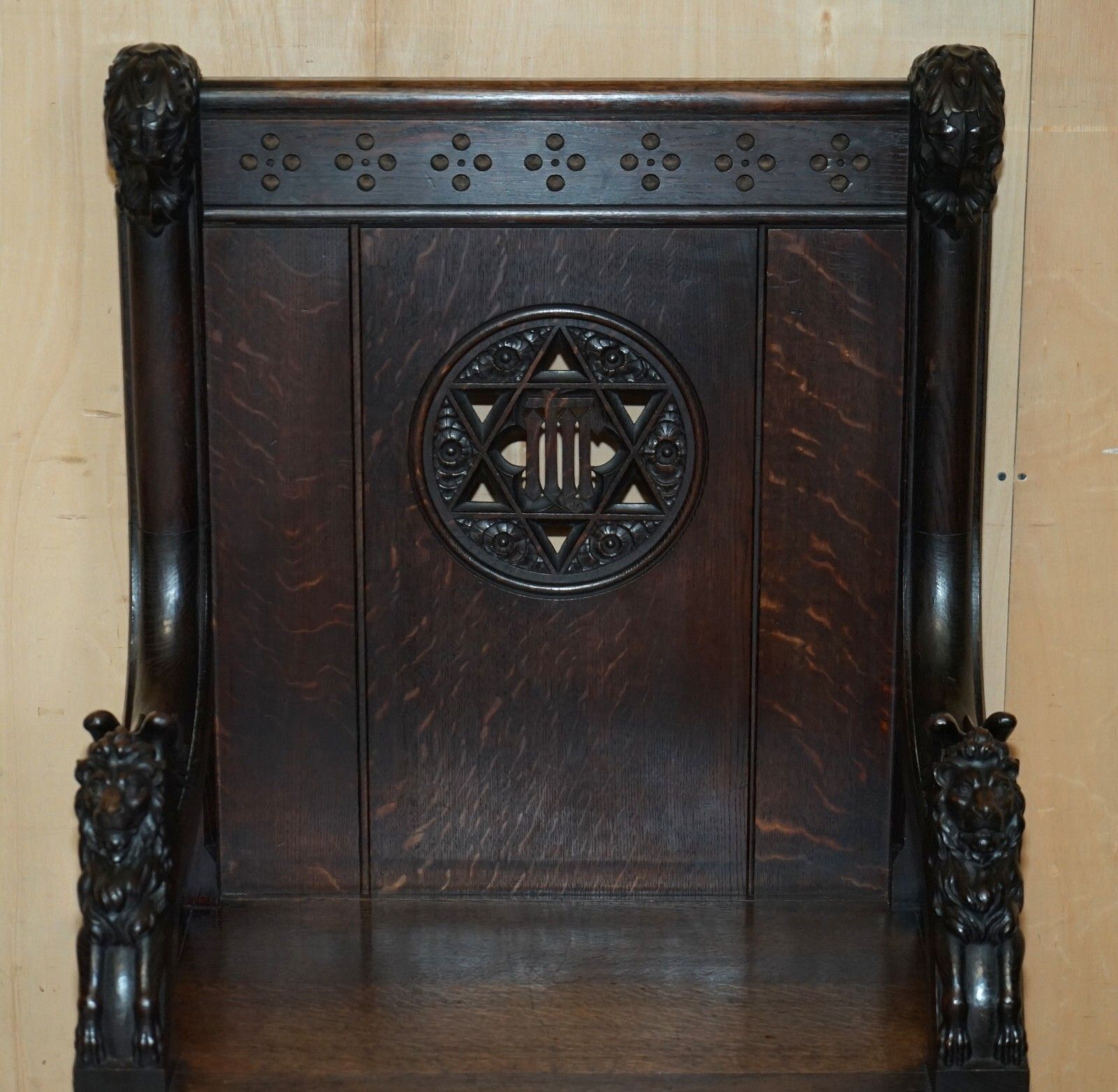 Stunning Extra Large Gothic Revival Throne Armchair Hand Carved Armorial Lions photo 2950.0