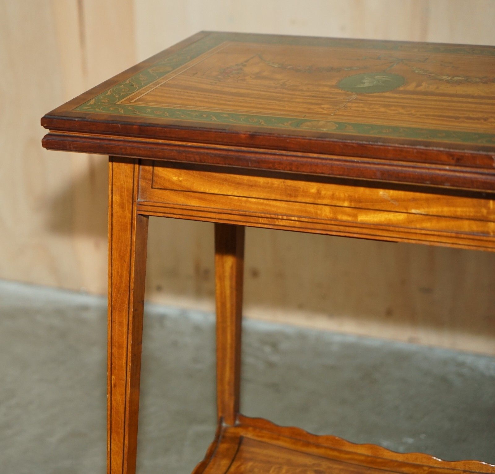 photo vinterior Editors Choice Antique Howard & Son's Sheraton Revival Games Cards Side Table