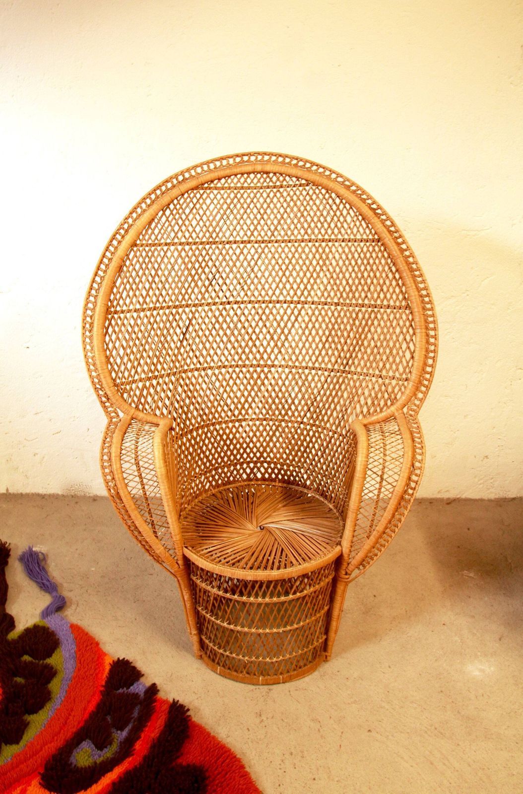 Beatrice, Vintage Peacock Chair, Italy, 1970s photo buy