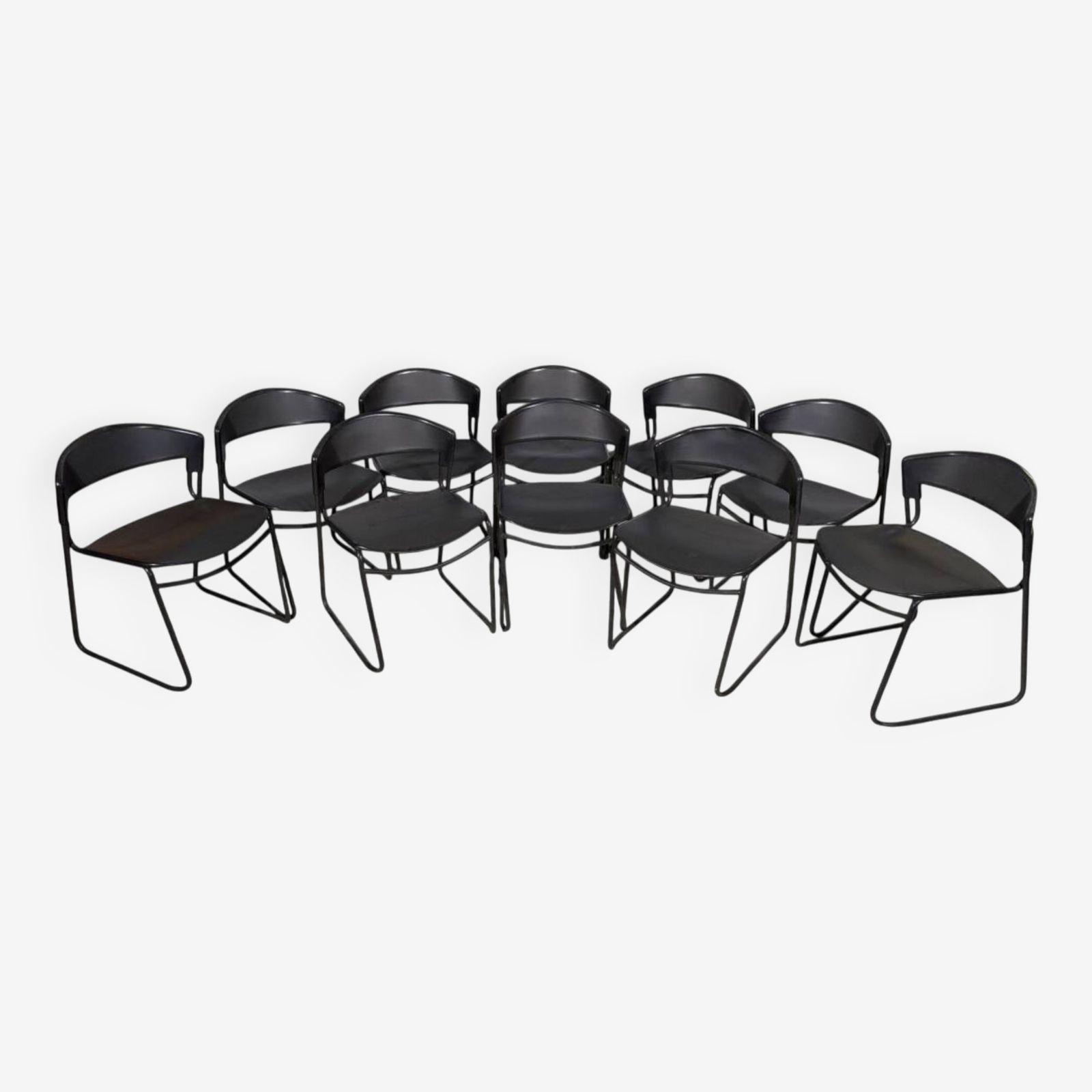 Assisa Chairs By Paolo Favoretto