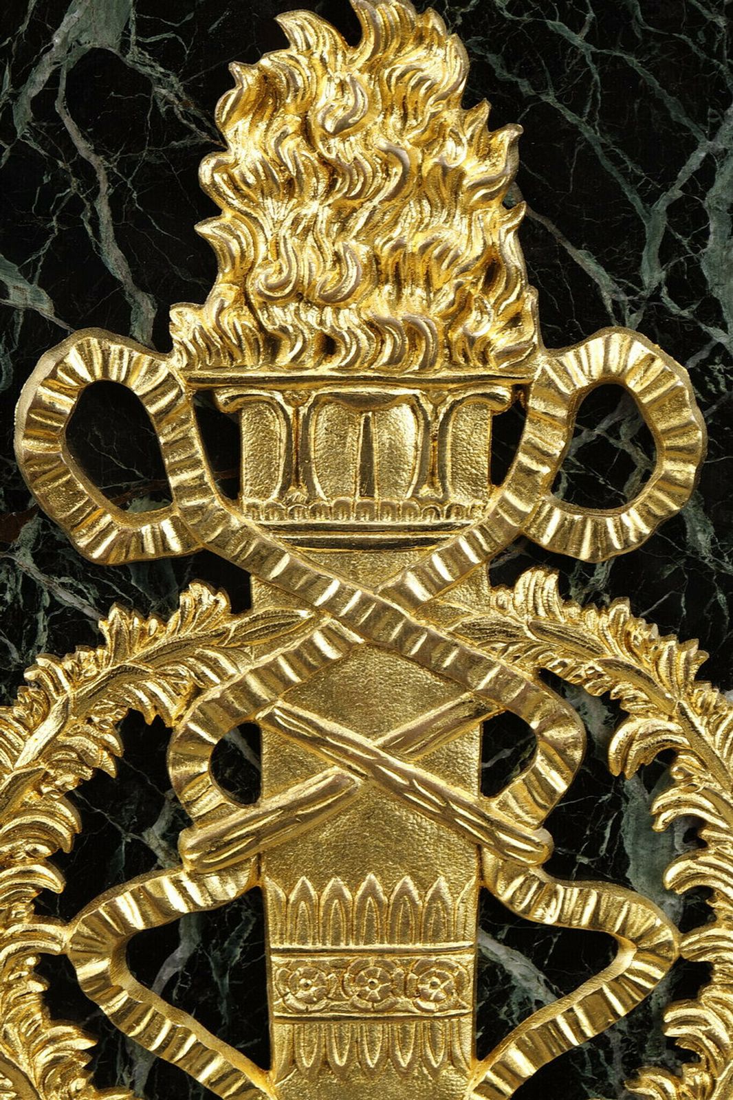 photo furniture Column In Green Marble Veneer And Gilt Bronze Decoration, Empire Style
