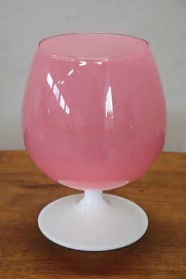 Italian Vase In Pink Murano Art Glass, 1960s photo vinterior