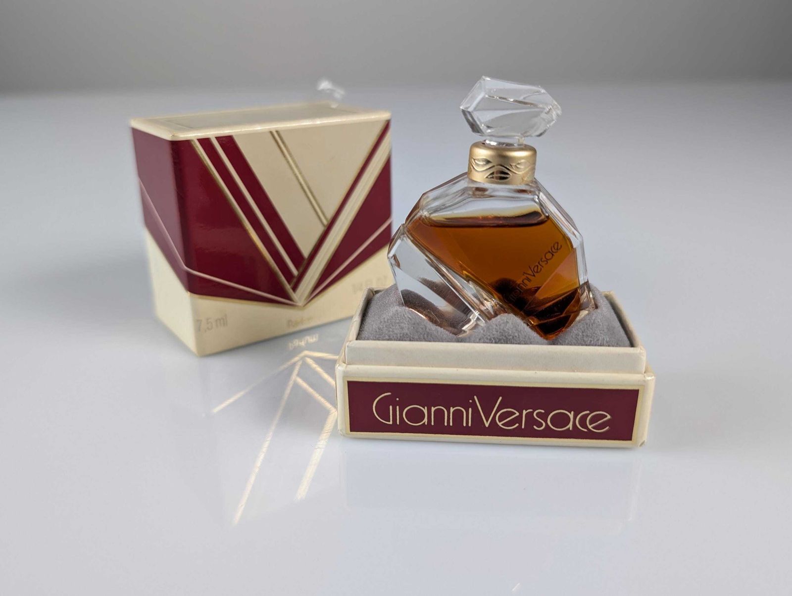 Miniature Perfume Gianni Versace Parfum Puro 7.5 Ml, Rare 1981 With Original Box photo furniture