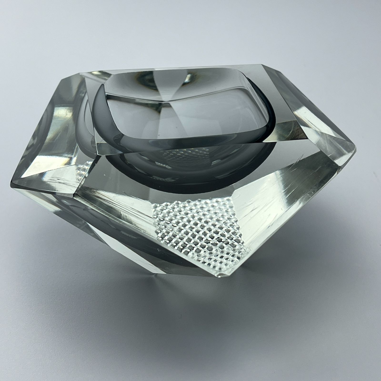 Original Murano Glass Sommerso Ashtray, Italy, 1970s photo vinterior