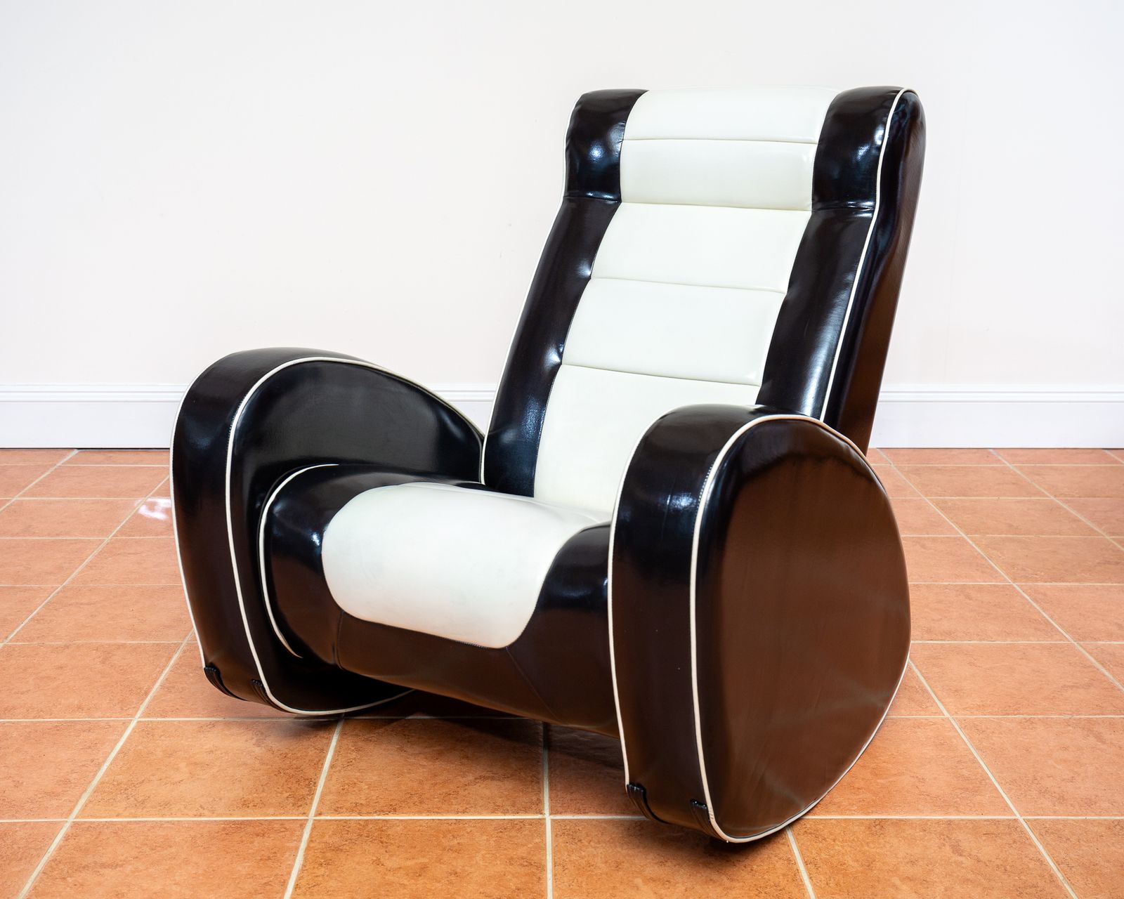 photo for sale 1950s Americana Style Rocking Chair Mcm Art Deco Loung.E Chair Black White Two Tone Leatherette Armchai.R Monochrome Vintag.E Retr.O Chair