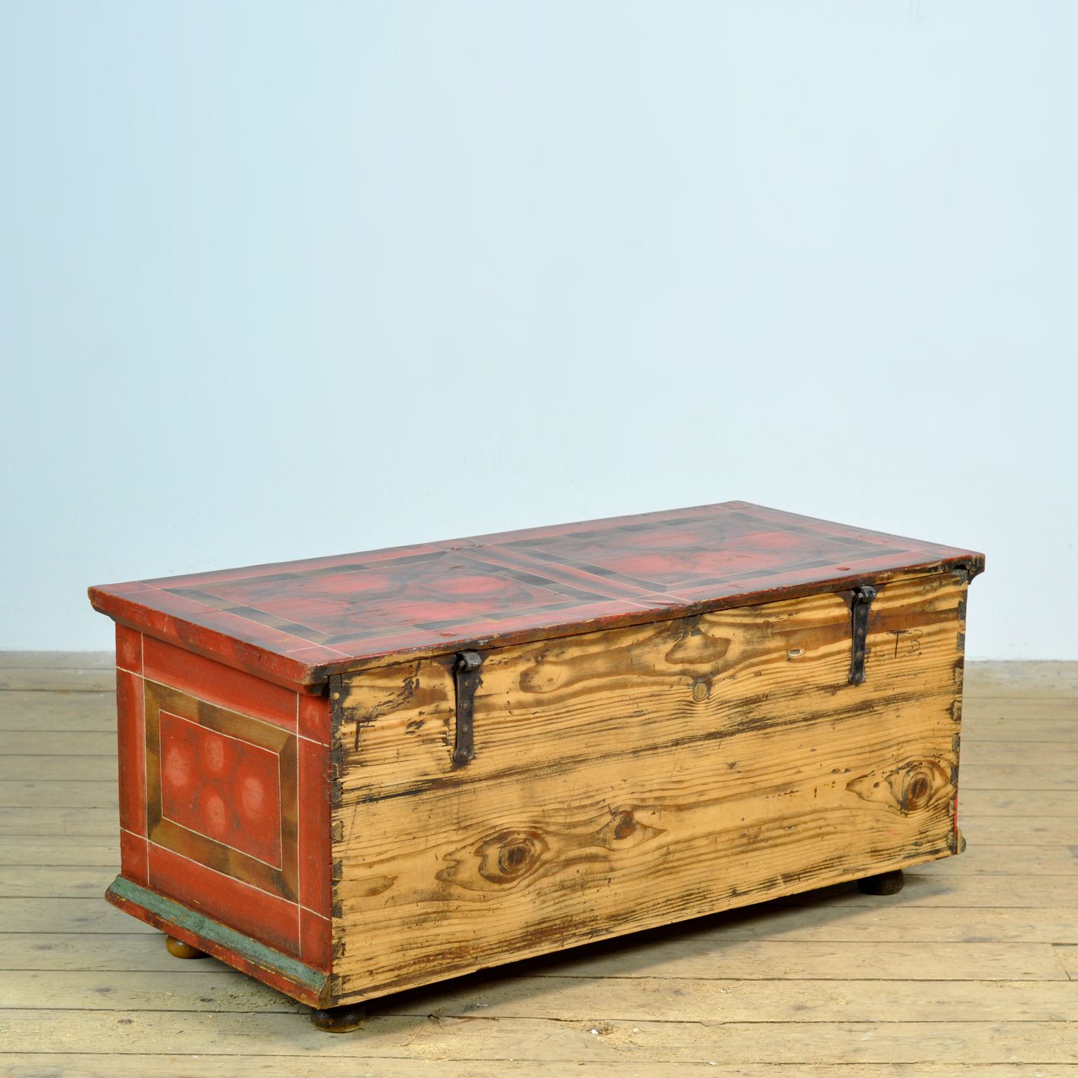 Furniture Folk Art Bridal Chest, Anno 1829 photo