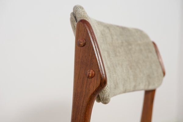photo vintage Mid Century Model 49 Dining Chairs In Teak By Erik Buch For Odense Machine Gunning, 1960s, Set Of 4