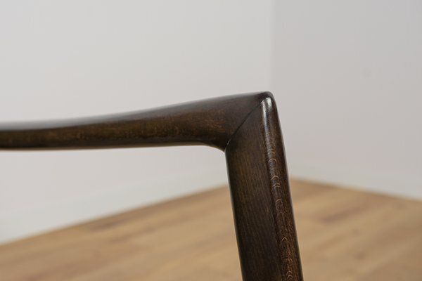 photo buy Set Of Model 300 139 Armchairs From Swarzędz Furniture Factory, 1960s