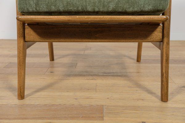 photo vinterior Model 300 139 Armchair From Swarzędz Factory, 1960s
