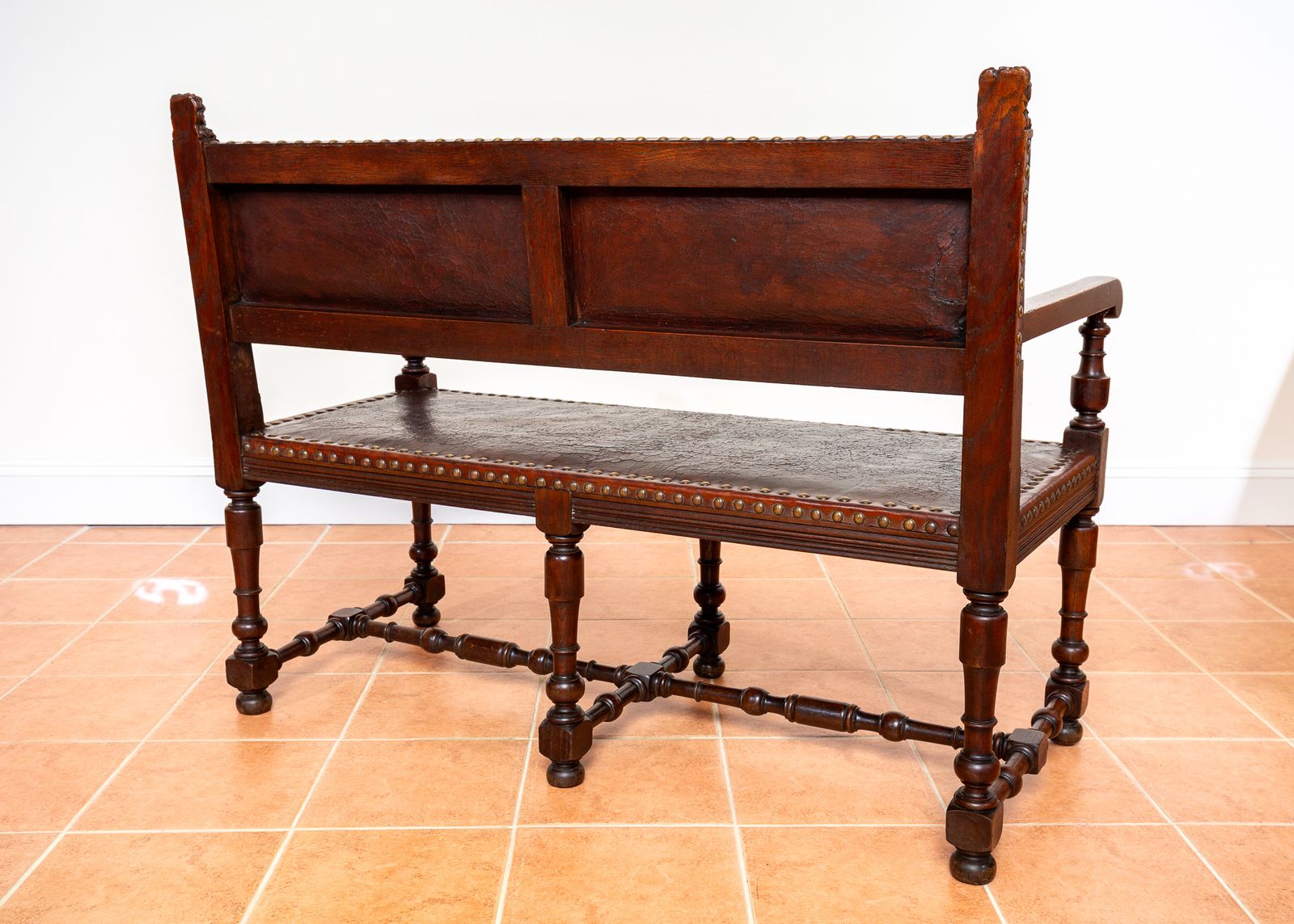 Antique Spanish Colonial Oak Leather Bench Studded Brass Country House Renaissance Revival Baronial 1890 Three Seater photo vinterior