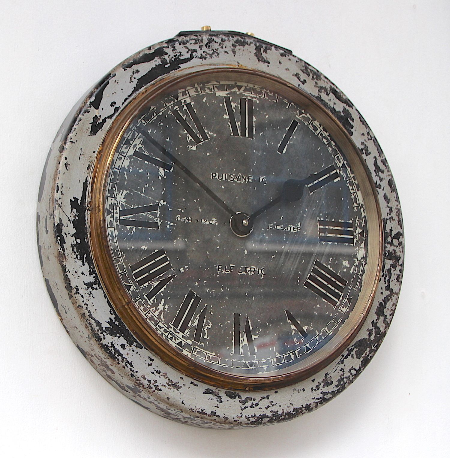 1950s British Office/Commercial Industrial Wall Clock. Fully Guaranteed photo vintage