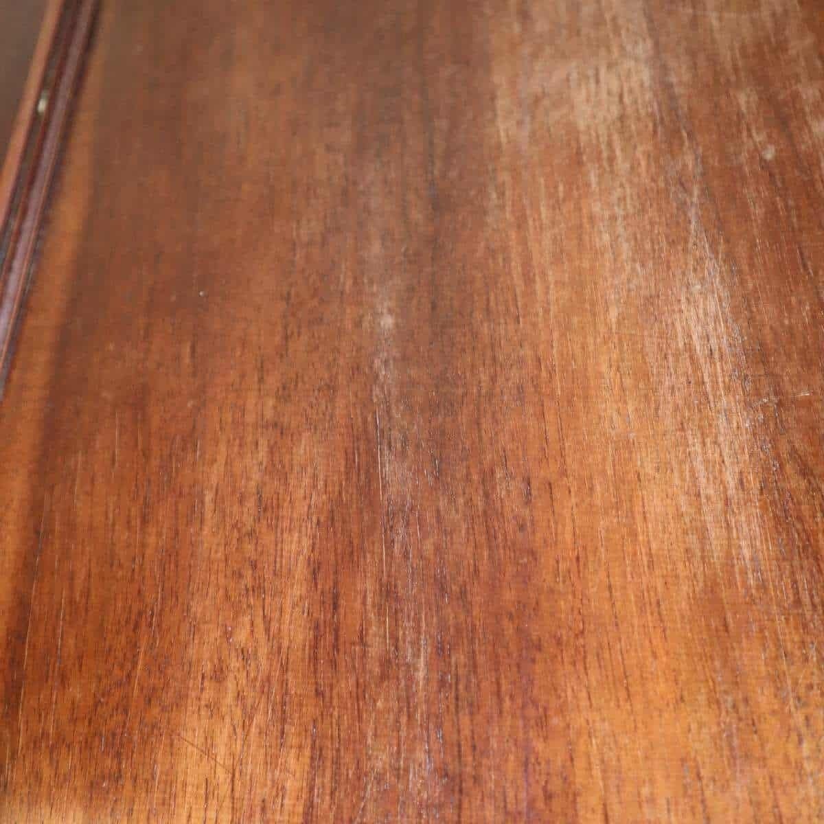 photo vinterior Large Vintage Wooden Closet