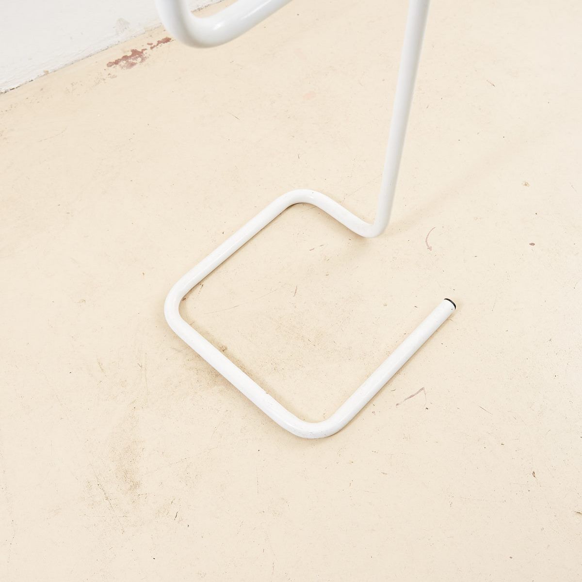 70s Design Mannequin Clothes Hanger In Tubular Metal photo for sale