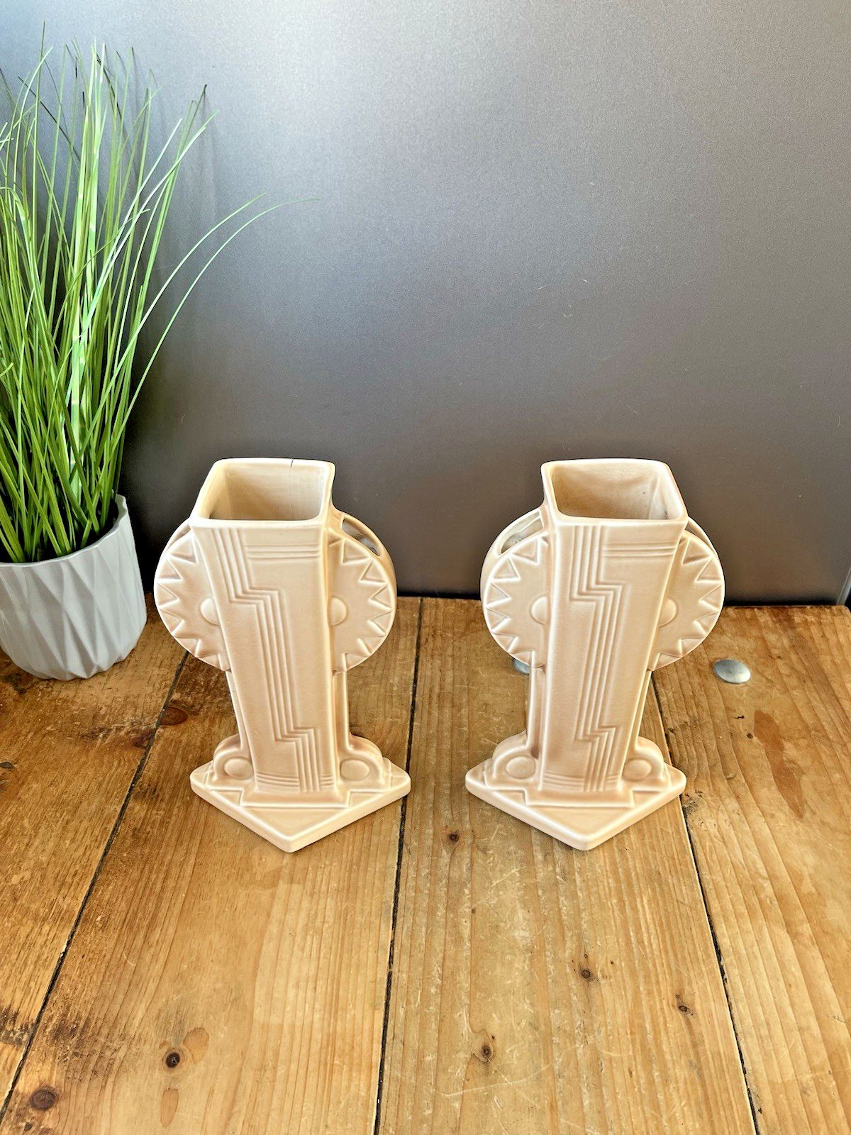 photo vinterior Stunning Rare Pair Of Art Deco Burgess & Leigh Burleigh Ware Totem Mantel Vases