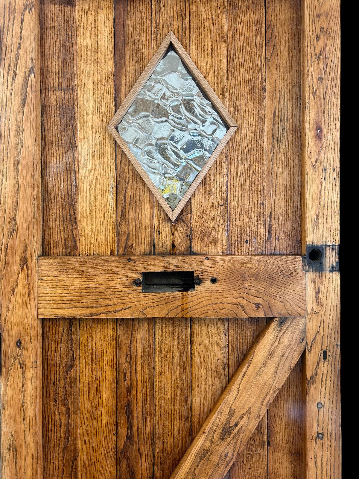 photo vinterior Solid Oak Front Door Antique Period Reclaimed Cottage Wooden Cast Iron Refurb